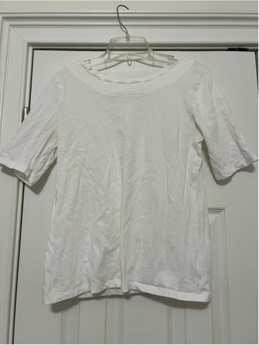 Women's Talbots White Pima Cotton Short Sleeve Tee with Scalloped Boat Neck S